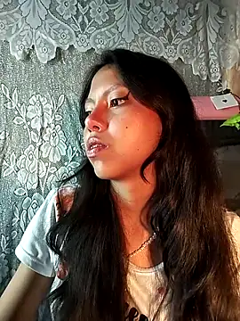 Snapshot of Princess_elia chatting on February 2026 11:17:01 PM Princess elia online show from February 2026 11:17:01 PM