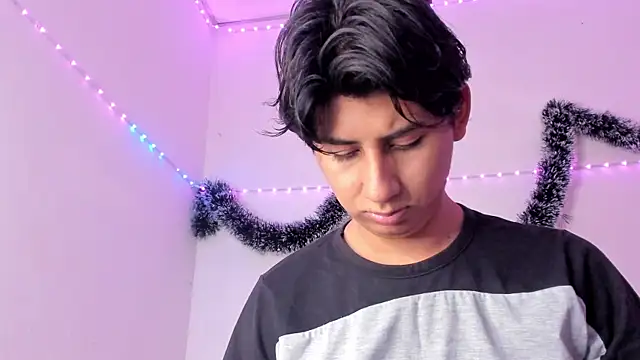 king Eric30 online show from January 2026 09:40:02 PM