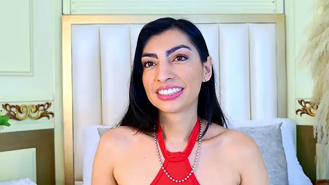 NinnaPiers online show from January 2026 11:26:02 AM