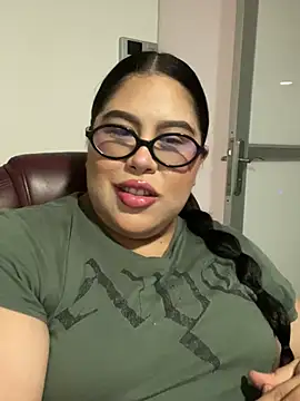 Snapshot of Mia_Carters chatting on July 2026 11:18:02 PM Mia Carters online show from July 2026 11:18:02 PM