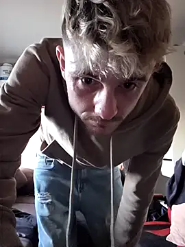 Snapshot of Dejvvvv95 chatting on March 2026 05:08:01 PM Dejvvvv95 online show from March 2026 05:08:01 PM