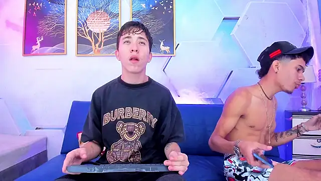 Alex jeins at online show from January 2026 02:10:01 PM