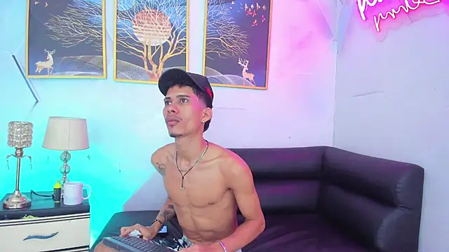 Alex jeins at online show from February 2026 02:11:02 PM