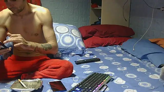 Snapshot of Pintiliescu chatting on February 2026 10:12:01 AM Pintiliescu online show from February 2026 10:12:01 AM