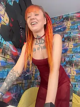 Snapshot of Tattoo__Moon chatting on February 2026 01:14:01 AM Tattoo Moon online show from February 2026 01:14:01 AM