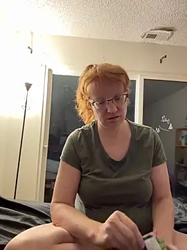 Lenaravenswood online show from February 2026 06:19:02 AM