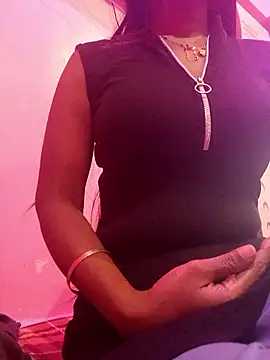 nehakapoor89 online show from December 2025 09:05:01 AM