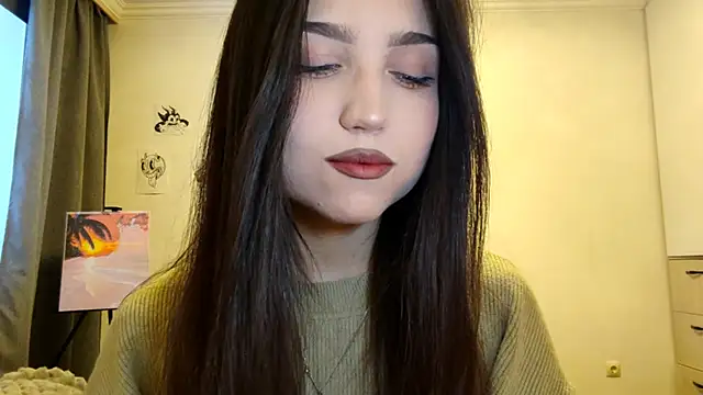 Qwami Amie online show from December 2025 05:55:02 AM