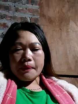 yana-zz online show from December 2025 03:18:02 PM