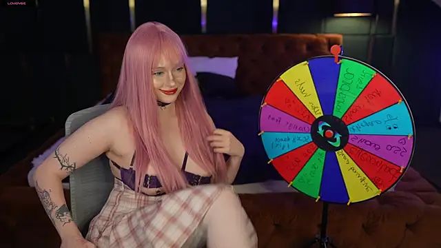 Rina Pretty online show from December 2025 03:28:02 PM