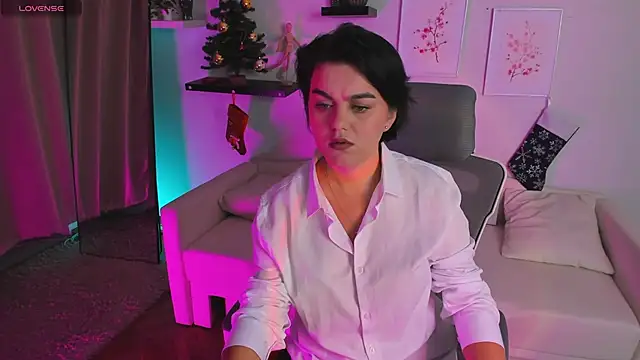 Sofia Fisher online show from December 2025 07:24:01 AM