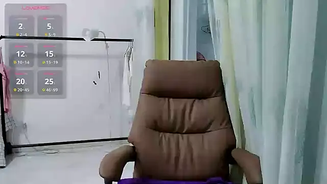 Snapshot of Leila-11 chatting on June 2026 10:52:01 AM Leila-11 online show from June 2026 10:52:01 AM