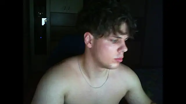 GymGuy0505 online show from January 2026 10:46:02 PM