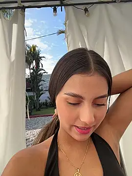 Valeria-escobar online show from January 2026 01:47:02 PM