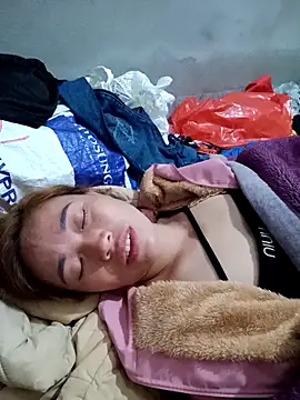 little-effy online show from December 2025 09:11:01 PM