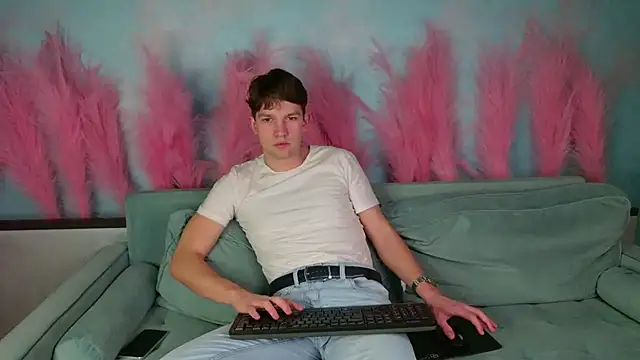 JamesRaww online show from December 2025 05:58:02 AM