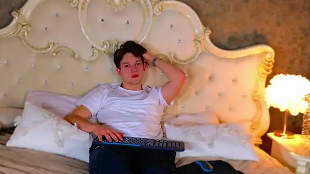 JamesRaww online show from January 2026 03:39:02 PM