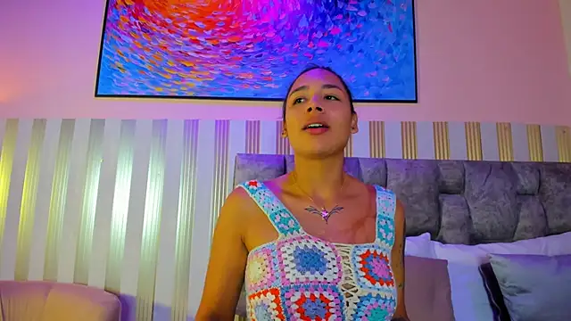 amber  moon  online show from January 2026 11:47:02 AM