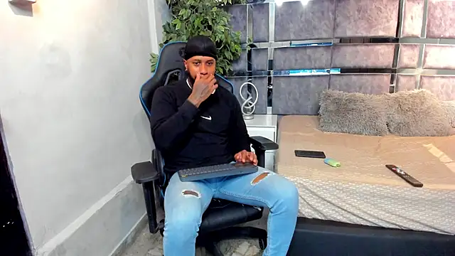 Snapshot of jay_jhonson01 chatting on February 2026 03:33:02 AM jay jhonson01 online show from February 2026 03:33:02 AM