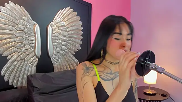 Belanny online show from February 2026 03:32:02 AM