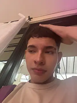 Snapshot of ValerySalasar_ chatting on February 2026 11:11:02 PM ValerySalasar online show from February 2026 11:11:02 PM