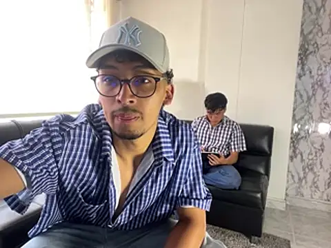 Snapshot of toritoga chatting on March 2026 04:57:01 PM toritoga online show from March 2026 04:57:01 PM