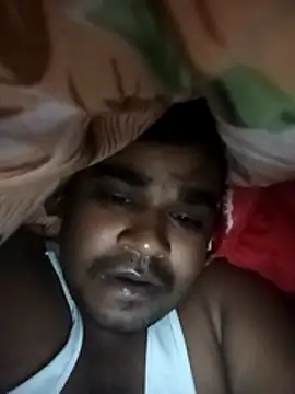 ahannaskar228 online show from December 2025 06:04:01 PM