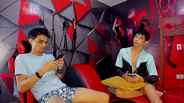 Hot Boys Without Limits online show from January 2026 04:17:02 AM