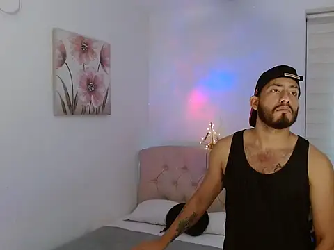 BOYSXL24 online show from January 2026 12:21:02 PM