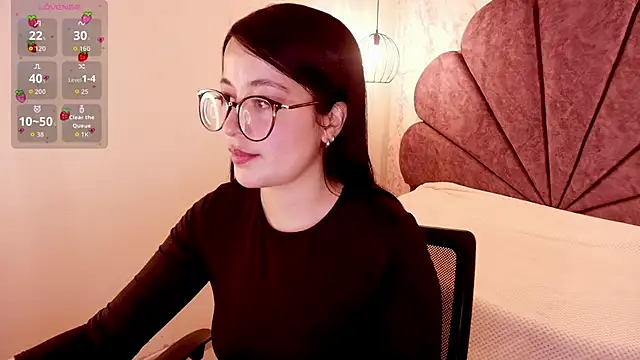 Snapshot of Lovely-martina chatting on January 2026 07:39:02 PM Lovely-martina online show from January 2026 07:39:02 PM