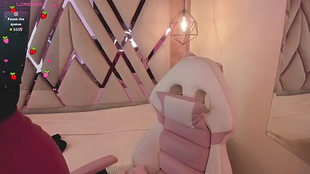 Snapshot of Lovely-martina chatting on February 2026 12:43:02 PM Lovely-martina online show from February 2026 12:43:02 PM