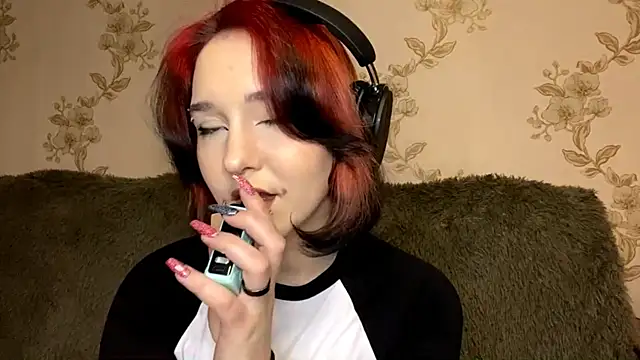 EmilyVeiro online show from February 2026 05:08:01 PM