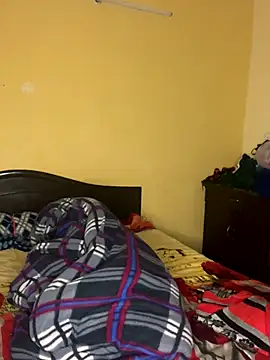 HOT-CUPAL22 online show from December 2025 04:47:01 PM