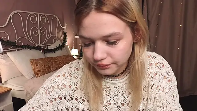 KianaVision online show from December 2025 05:44:02 AM