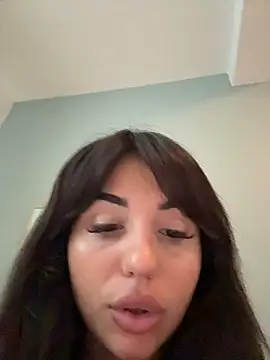 Snapshot of SilkyMira chatting on July 2026 10:24:01 AM SilkyMira online show from July 2026 10:24:01 AM