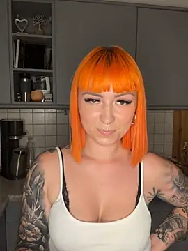 ScarletVixenLive online show from August 2026 11:59:01 AM