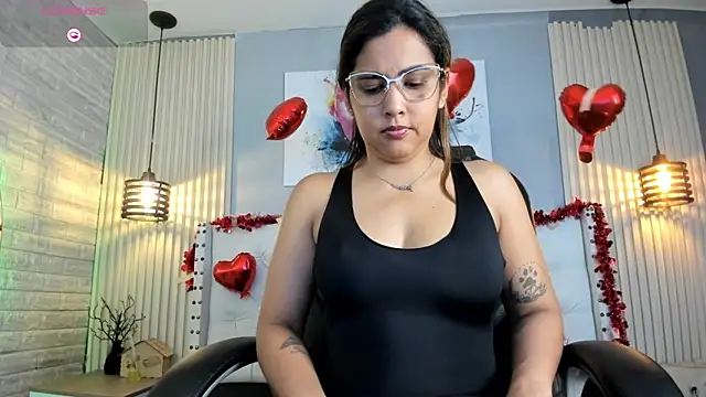 scarletbaker   online show from February 2026 10:25:02 PM