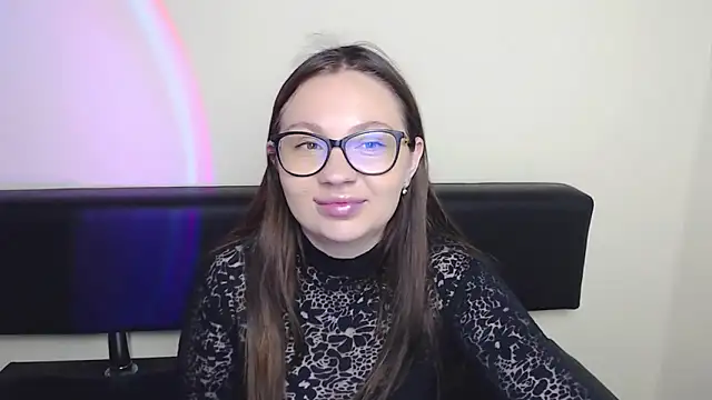 Snapshot of LiliaErmi chatting on June 2026 06:24:02 AM LiliaErmi online show from June 2026 06:24:02 AM