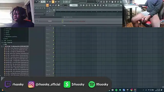 Snapshot of YourLittleBoyfriend chatting on December 2025 07:54:01 PM YourLittleBoyfriend online show from December 2025 07:54:01 PM