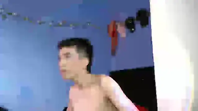 Juan Gomezz26 online show from June 2026 09:09:01 PM