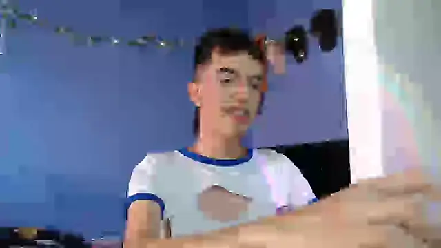 Juan Gomezz26 online show from July 2026 09:17:01 PM