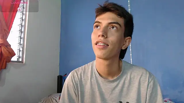 Juan Gomezz26 online show from July 2026 10:09:02 PM