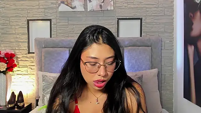 Snapshot of LanaRouse chatting on March 2026 11:11:01 PM LanaRouse online show from March 2026 11:11:01 PM