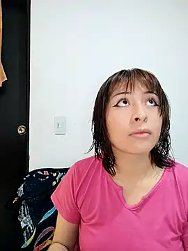 Snapshot of ZarayNero chatting on February 2026 03:32:01 PM ZarayNero online show from February 2026 03:32:01 PM