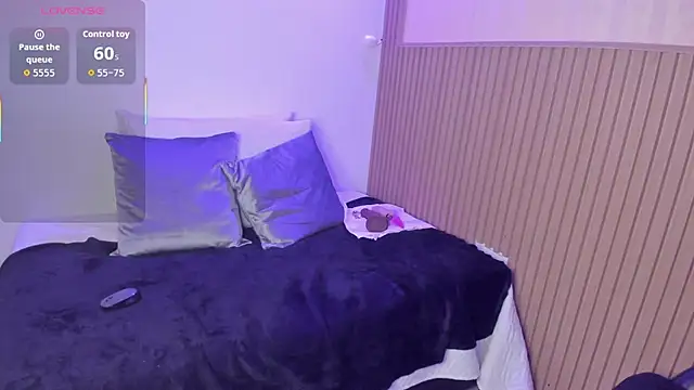 persefone sky online show from February 2026 03:11:02 AM