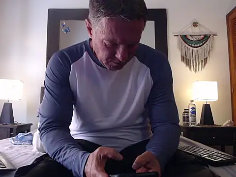 TommyLopez online show from December 2025 04:13:02 PM