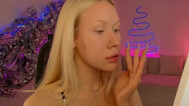 AprilChambers online show from January 2026 09:48:02 AM