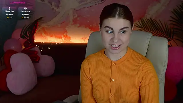 Snapshot of GingerPinky chatting on February 2026 01:41:01 PM GingerPinky online show from February 2026 01:41:01 PM