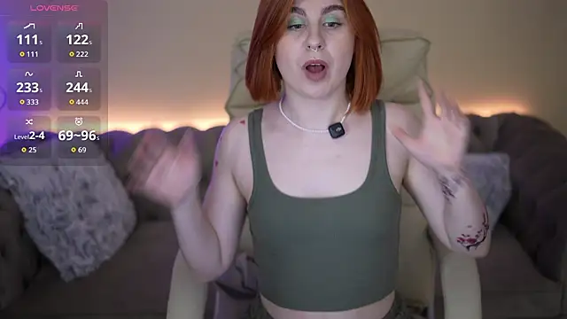 Snapshot of GingerPinky chatting on May 2026 12:55:01 PM GingerPinky online show from May 2026 12:55:01 PM