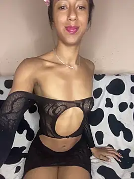 Snapshot of FOXXX_BABY chatting on February 2026 07:10:02 AM FOXXX BABY online show from February 2026 07:10:02 AM